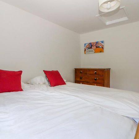 Kits Cottage ไฮต์ ภายนอก รูปภาพ